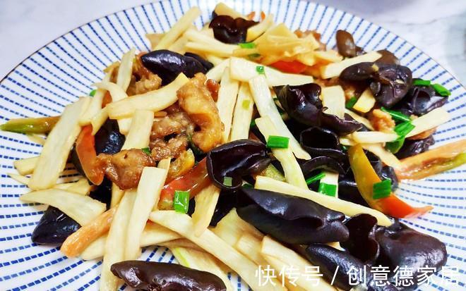 健康菜谱,茭白炒木耳,简单美味,营养丰富,爽口又下饭,吃不够