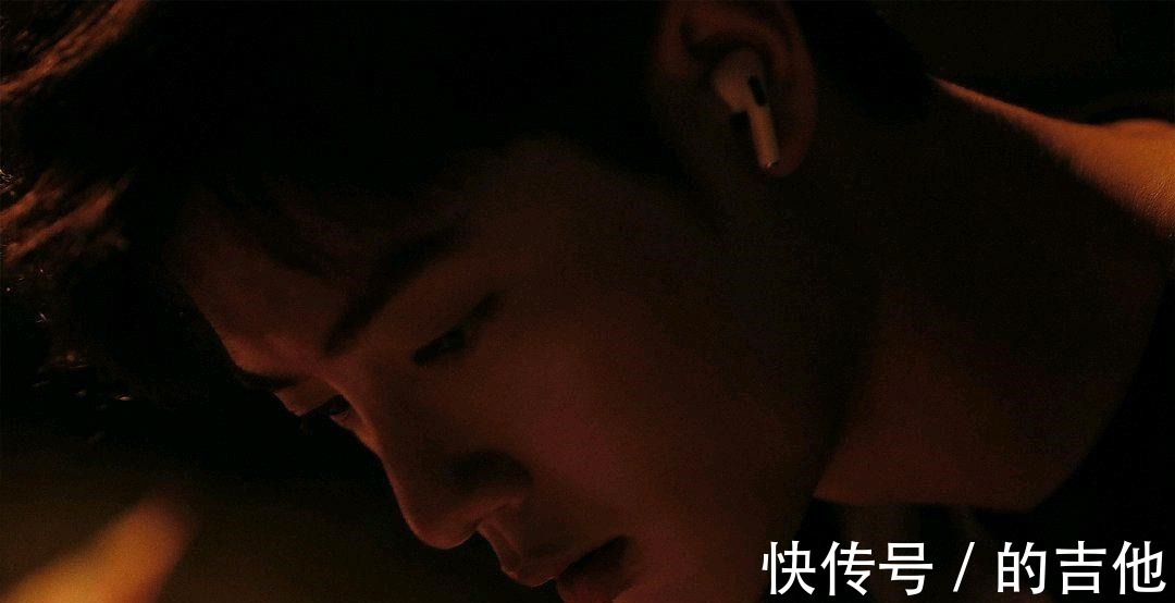 肖戰(zhàn)凌晨放風(fēng)箏了！僅5分鐘，點(diǎn)贊就15萬(wàn)！按慣例，vlog也快了吧