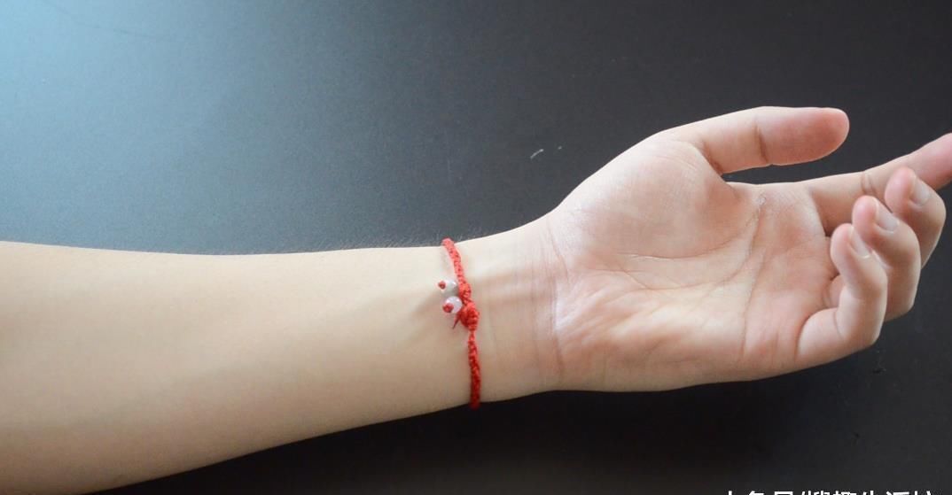 清凉油的5个大妙用, 解决了生活中不少的麻烦事, 看完赶紧去试试