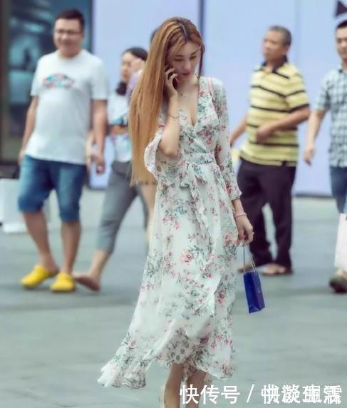 身材|街拍美图身材完美的小姐姐，穿搭时髦，充满知性韵味