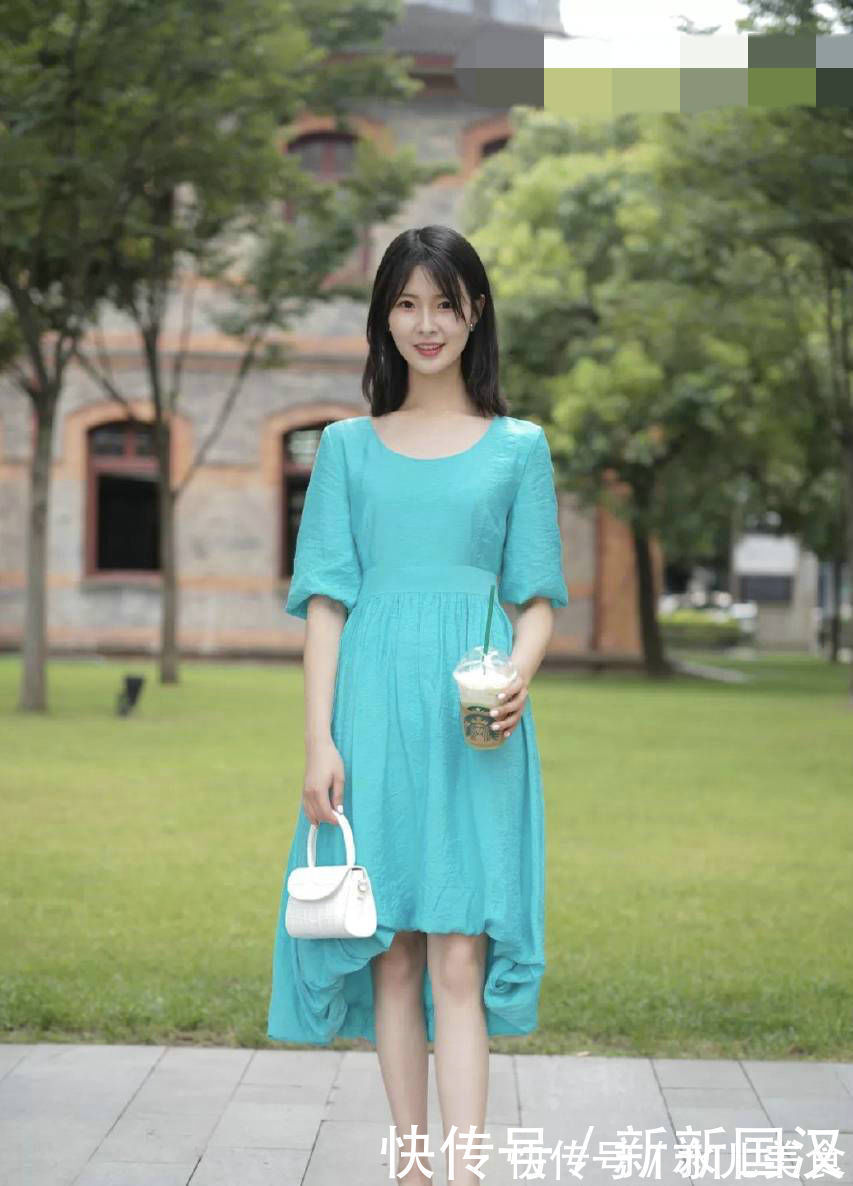 连衣裙|街拍女神时尚连衣裙舒适显身材,让小姐姐美的恰到好处