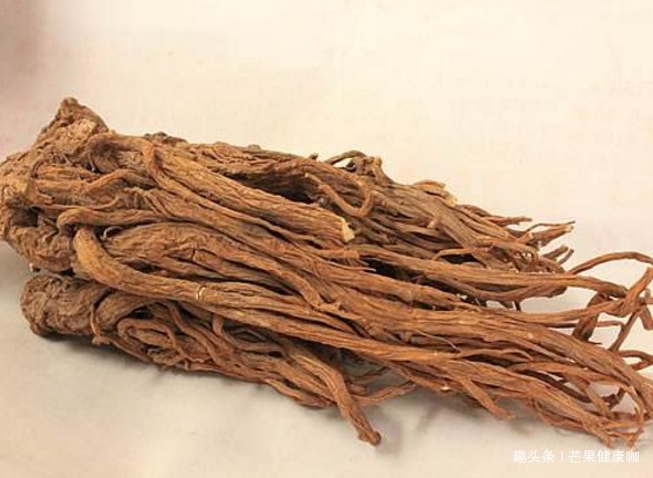 食物|女生来月经,2种食物当零食使劲吃,堪称“妇科圣药”