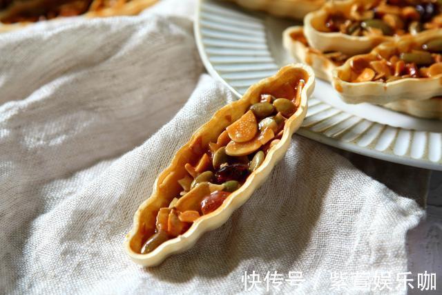 精致|焦糖果仁糯米船，精致的美食，当作甜点很不错