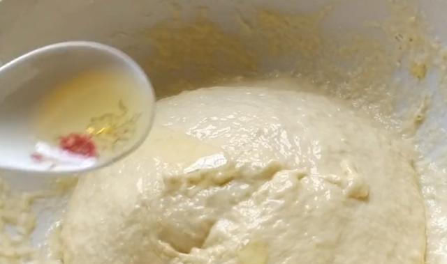 鸡蛋|我家面粉从不蒸馒头,加1个鸡蛋,筷子一搅,出锅给肉不换,真香
