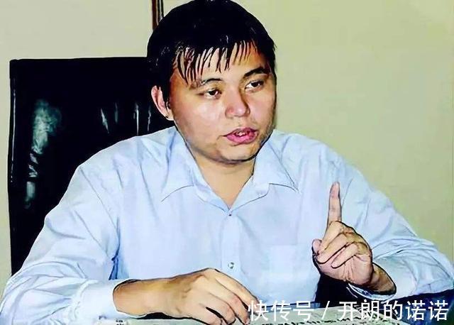 明朝那些事儿&为什么当年明月写完《明朝那些事儿》,自此不再推出新书了呢