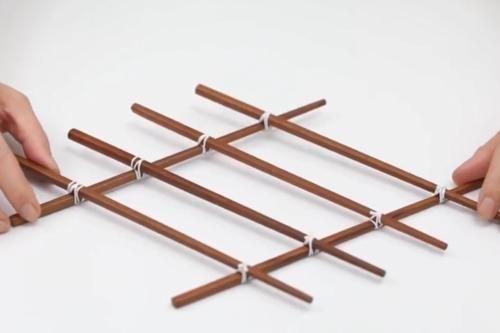  改造|旧筷子别扔了，改造一下放卫生间和厨房，一年能省几百元，超实用