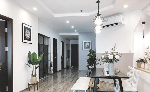 墙面|早年装的90㎡，放现在依旧耐看，全屋自然舒适，换谁卖了都舍不得