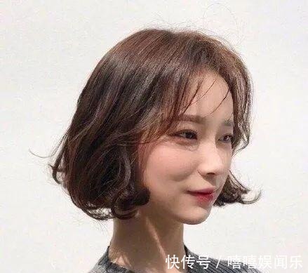 脸小|大脸女生必备的五款发型,好打理又超级显脸小,清新还减龄!