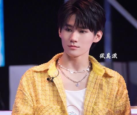 粉丝通过面试,成TNT团综工作人员,打破时代峰峻不招粉丝的规定