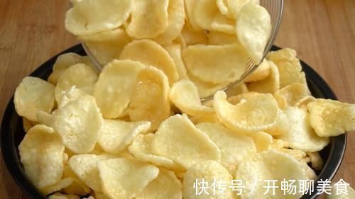 想吃薯片不要买了,用4个土豆做一锅,20秒出锅,放一个星期还脆