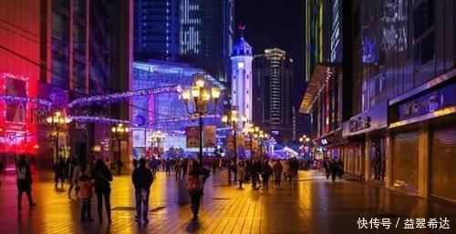 最适合穷游的四座城市:去过两个算合格,第一堪称“穷游者天堂”