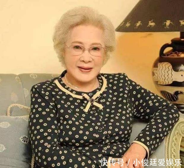 秦怡老师|年轻时美得像画,年老后依然光彩照人,98岁的秦怡是怎样保养的
