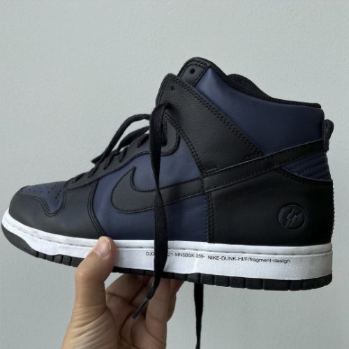 乐高再推新款星球大战收藏套组；爱彼再生产150枚皇家橡树系列三文鱼盘腕表等|玩家情报| nike