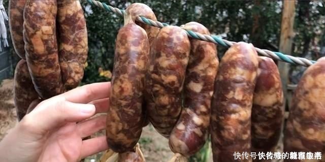 猪肠衣|想灌香肠的要收藏!这配方我用了15年,没有腥味,腊肠嚼劲十足