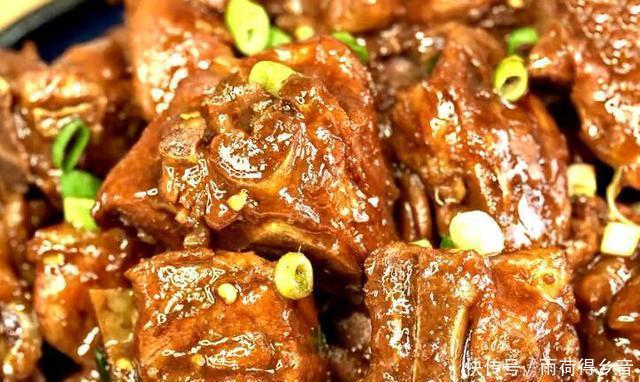 清洗干净|炖排骨很多人都做错了,掌握3个技巧,排骨鲜美软烂,半小时炖好