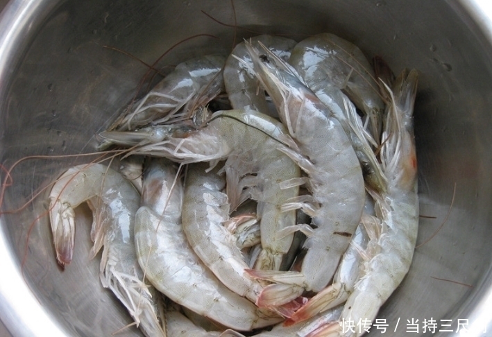 保存大虾不能直接冻冰箱老渔民教你3招,1年不坏,和鲜虾一样