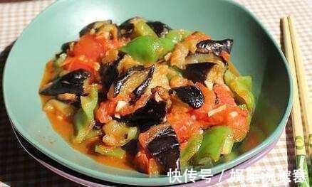 没有人生下来就是会做饭,都是经过不断的学习中做出美食佳肴的