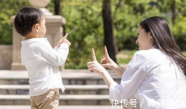 妈妈|用奶瓶喂和母乳亲喂有什么不同?看过区别,答案显而易见