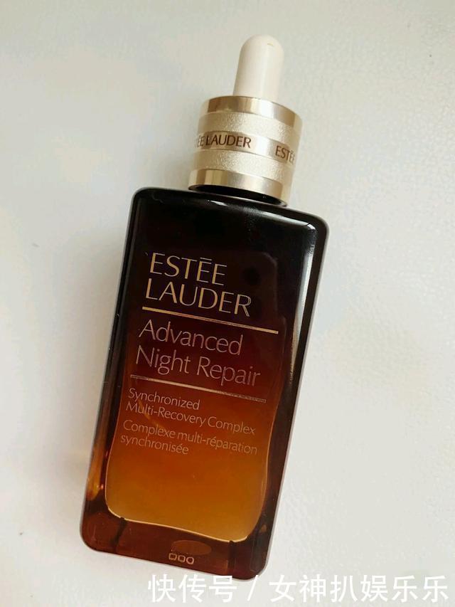 为什么有的人到了熟龄年纪，依然很年轻原来是因为用对了护肤品