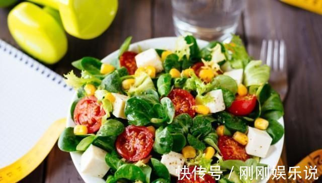 家长|宝宝早餐别再吃错了,没营养危害大,家长们可要多注意