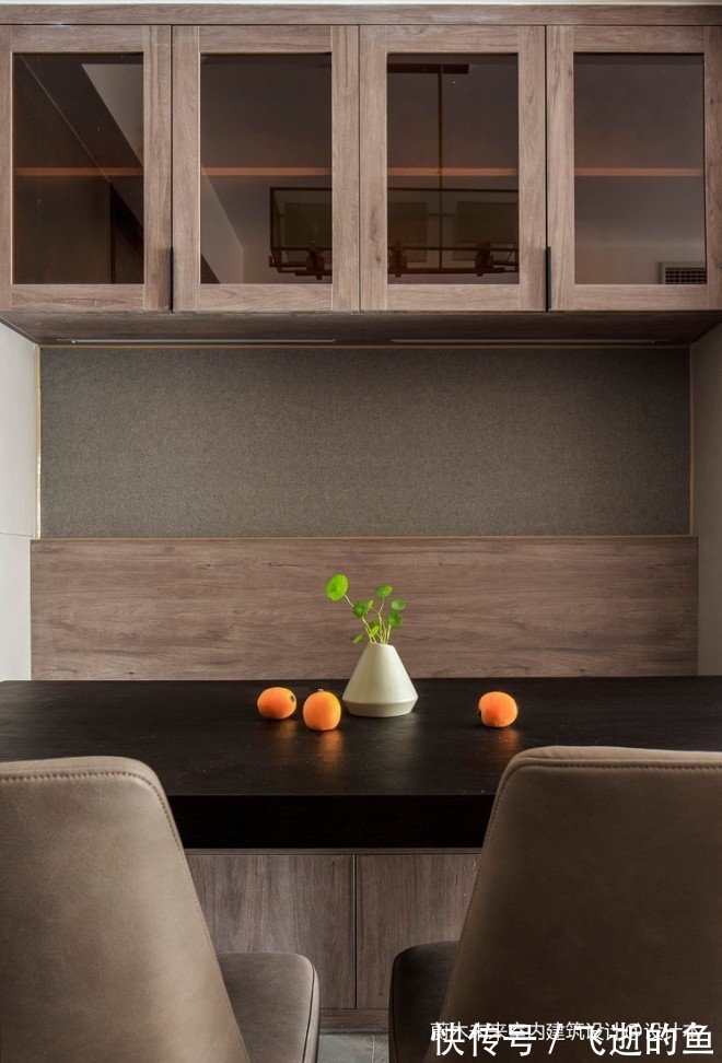 步入式|于沙发小坐片刻，焚一炉沉香，何等惬意。