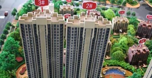 小花园|售楼部不会推荐的2层楼，却是整栋楼的“黄金层”，你还不知道