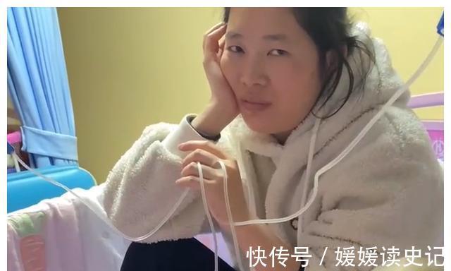 住院|四川3胞胎住院输液闹腾,爸妈提着输液管一脸无奈:跟放牛一样