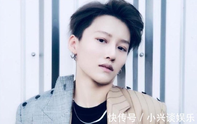 刘雨昕最好的出路，长驻热门综艺，或者不放弃舞台同时当演员