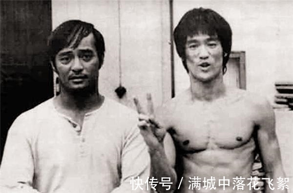 扫墓|李小龙的日本大弟子,一生为他守墓,如今96岁仍坚持每周扫墓一次