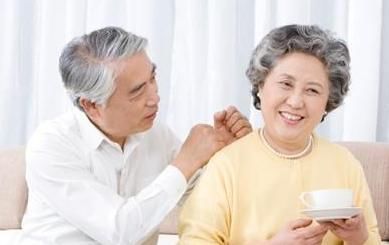 西葫蘆西葫蘆|長壽老人從不吃的3種“蔬菜”,卻是多數(shù)人餐桌上的“常客”!