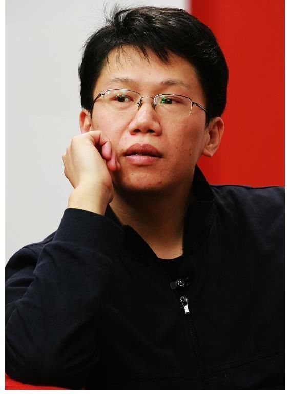 央视|体育“名嘴”洪钢:半路出家进央视,48岁还没有做爸爸