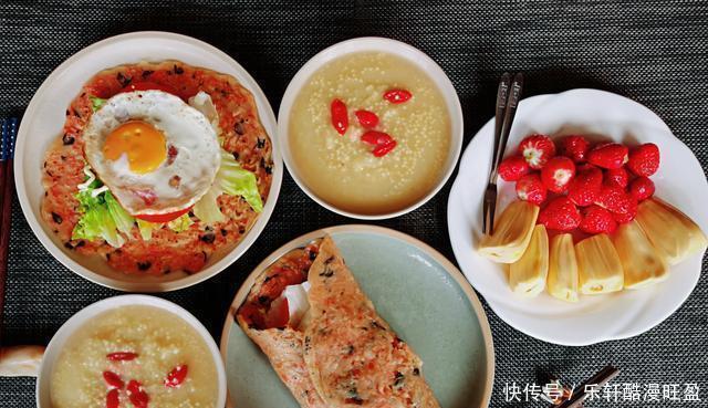 南瓜浓汤|两口子的6天不重样营养早餐，食物丰富做法简单，喜欢清爽的味道