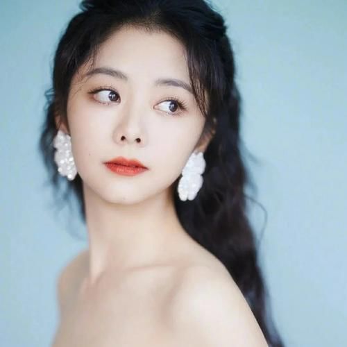 鼻型|鼻型是颜值的硬伤,蒜头鼻虽难看但常见,而这种被称“猪鼻子”