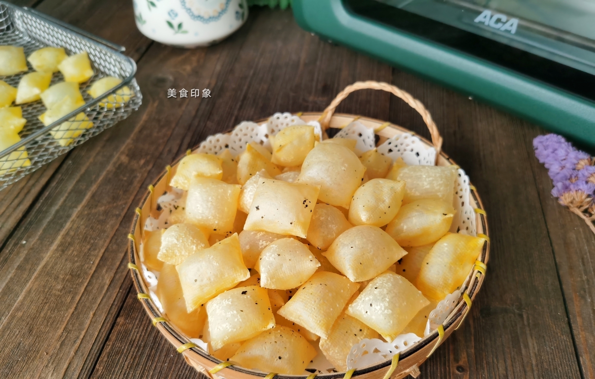 自从学会它,孩子连薯片都戒了,不用油炸,一口一个嘎嘣脆!