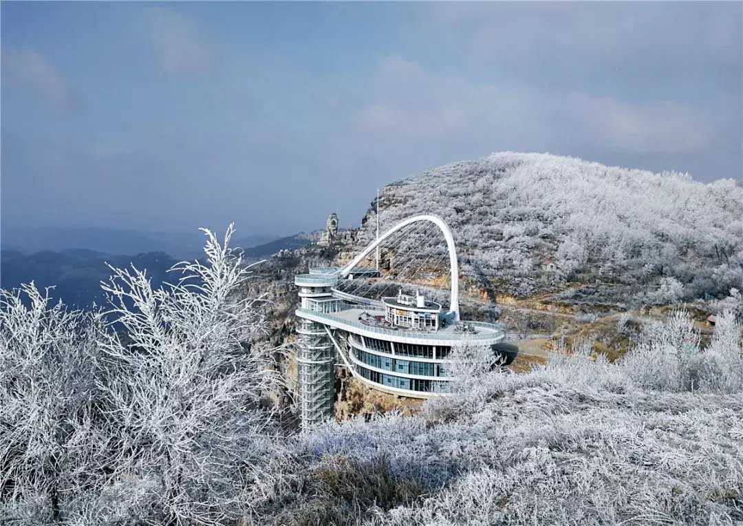 冰瀑节|淄博这里有处绝美冰雪仙境！快来探索“世界的尽头”