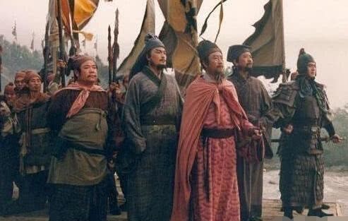 排名第|方腊8大将都有谁?在与梁山大战时战绩如何?这一点太关键了