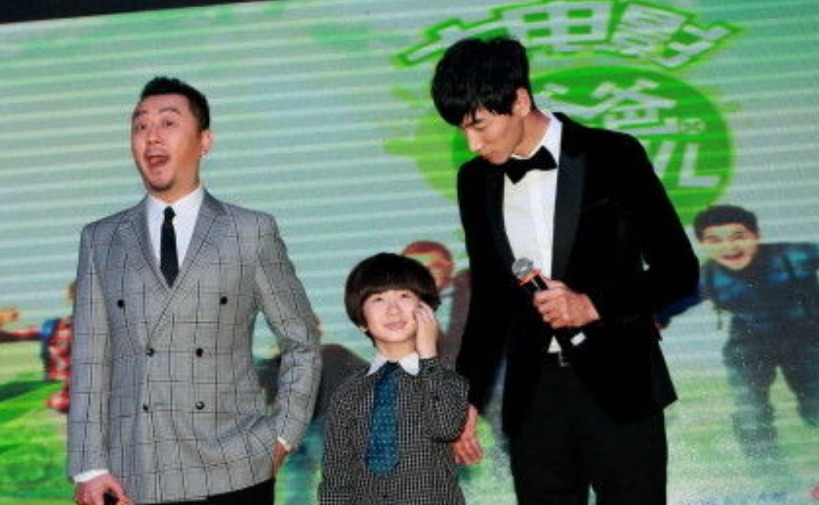 頒獎典禮|張亮的毀滅史：從“好爸爸”到“無人問津”，他哪步走錯了？