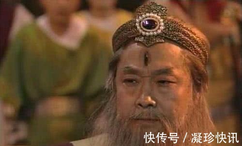 三霄娘娘@有两个步步生莲的神仙,如来佛祖的法宝破碎,元始天尊落荒而逃!