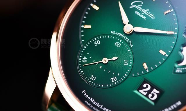 腕间的绿意 来看看格拉苏蒂原创的新绿表