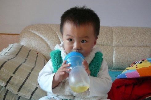 胀气|儿科医生孩子睡前,常吃的4样食物别碰,现已有孩子停止发育!