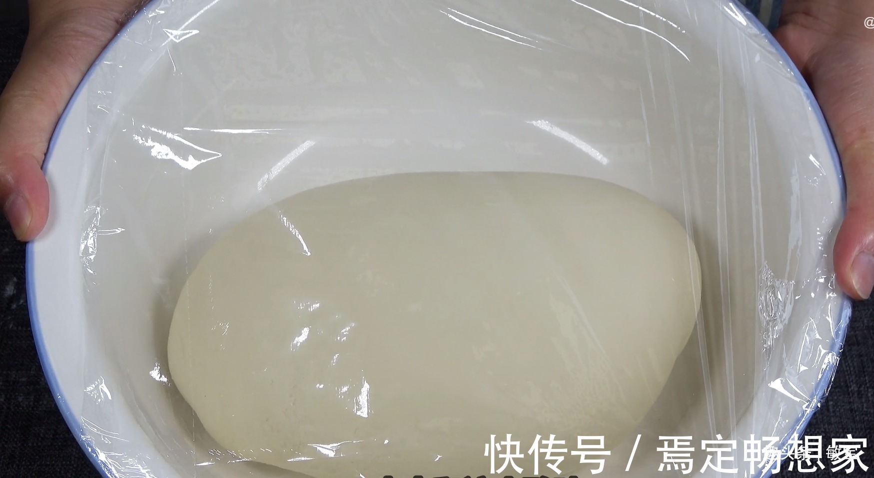 蒸馒头是开水还是冷水上锅要不要焖教你这么蒸个个白胖不回缩