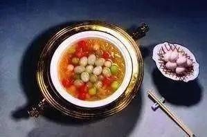 书中|《红楼梦》里排名前几的美食你最想吃哪道