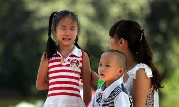 养女|李玫瑾教授要想孩子出色,养儿三忌,养女五忌,父母要了解