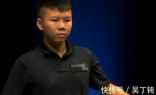 瑞恩|让人失望的1-3,中国斯诺克新星又输了,周跃龙1胜3负,无奈苦笑