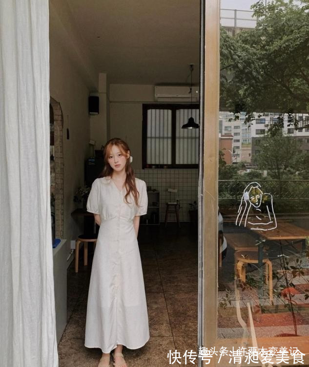 时髦 扔掉你的碎花裙!今夏流行这“3种”裙子,40岁女人穿更时髦减龄