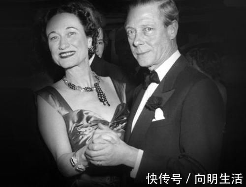 大珍珠 辛普森夫人的珠宝欣赏，这条珍珠项链，形状几乎完美，光泽亮丽