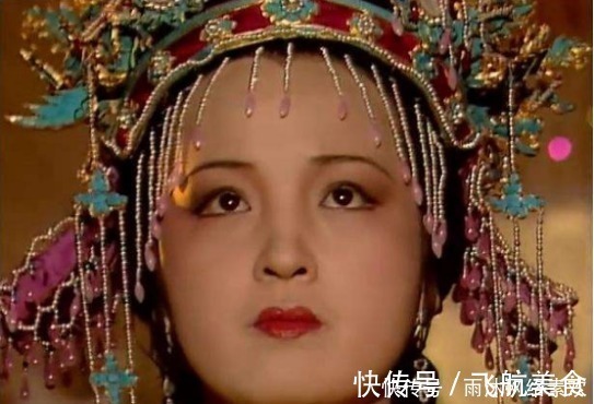 好事多磨|贾元春被加封为贤德妃 贾府人为何称呼她贵妃?