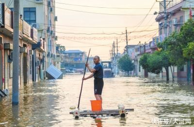 新乡|一方有难八方支援新乡挺住！直击暴雨后的救援现场