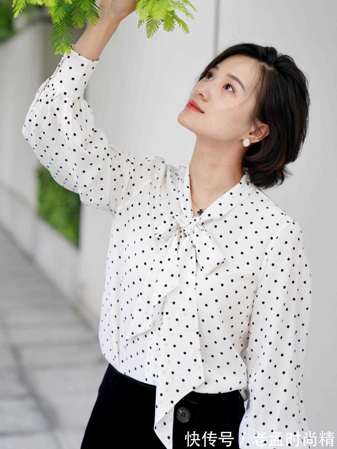 半身裙|会穿衬衫也很迷人,看这样穿多美,小细节打造气质美丽又大方