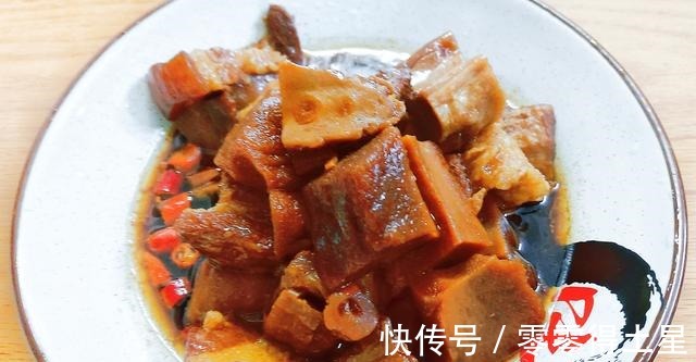 五花肉配它,香飘万里,再也不用担心吃肉会长胖了!